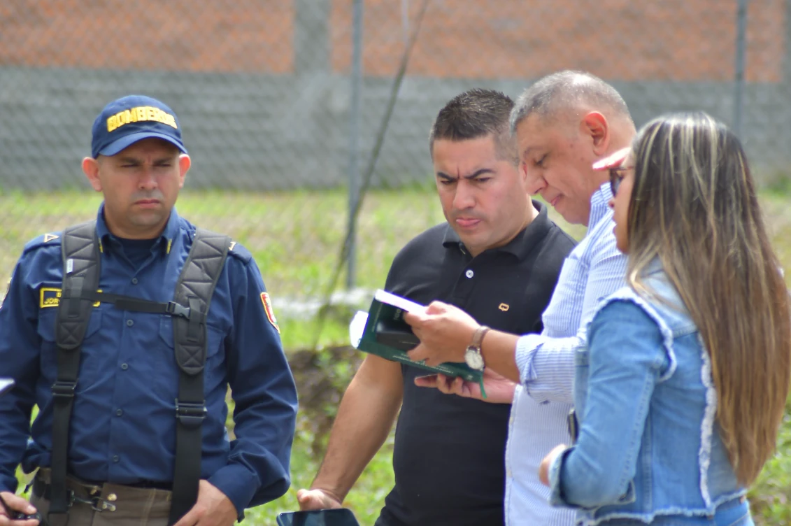 A causa de fuerte olor en La Badea, autoridades de Dosquebradas solicitan a la ciudadanía informar sobre lugares fuente de los mismos