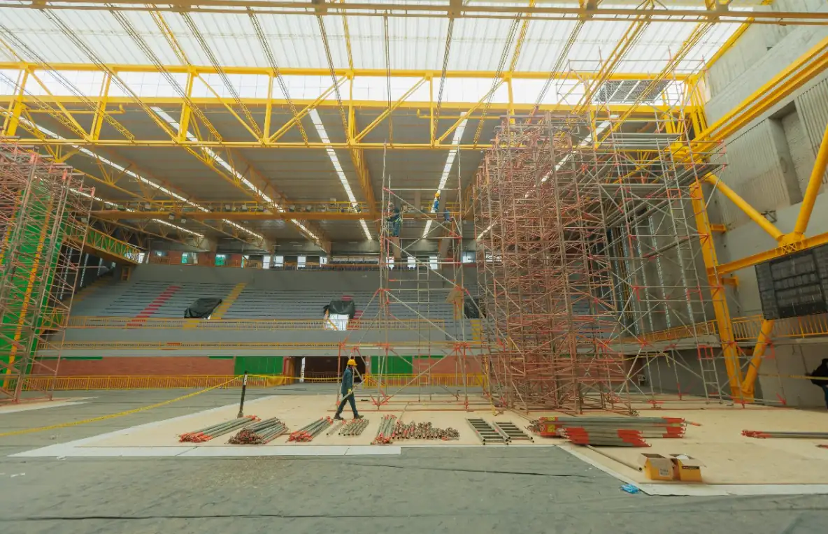 En visita al Coliseo Mayor, diputados de Risaralda conocieron los avances en la obra