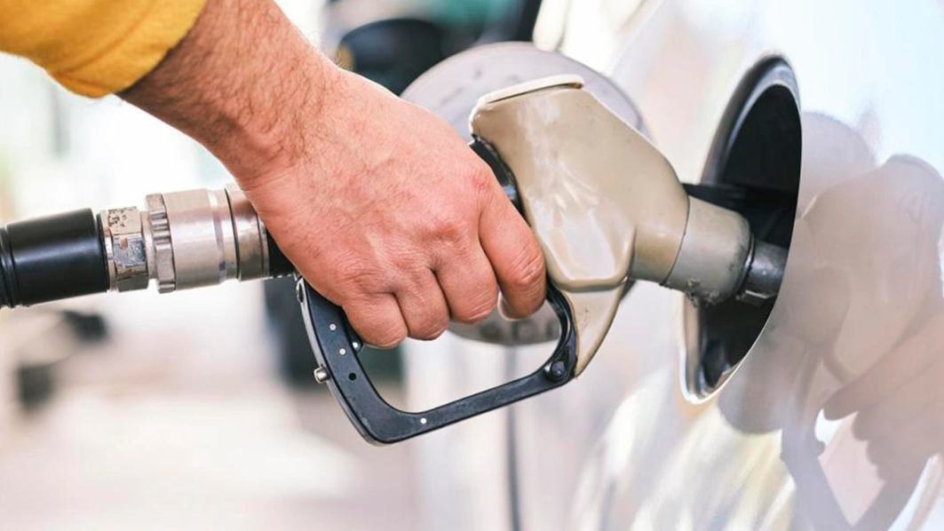 Gobierno eliminará el subsidio al diésel para 360 mil camionetas de lujo, sin afectar el transporte de carga