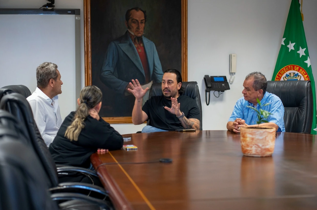 Gobernador de Risaralda y secretarios de Salud de Caldas, Quindío y Risaralda evalúan la crisis del sector en la región