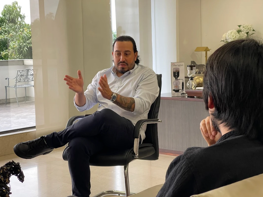 Gobernador gestiona más de $10 mil millones para atender puntos críticos viales