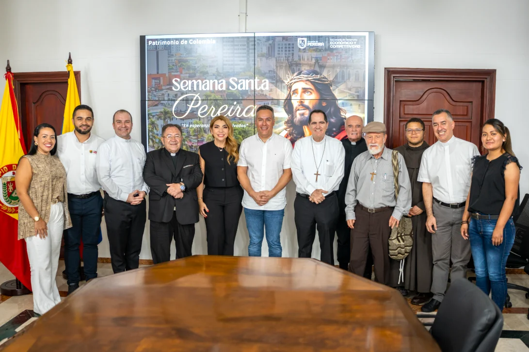 Alcalde de Pereira y Gestora Social presentaron programación de Semana Santa al Obispo y sacerdotes de la Diócesis de Pereira