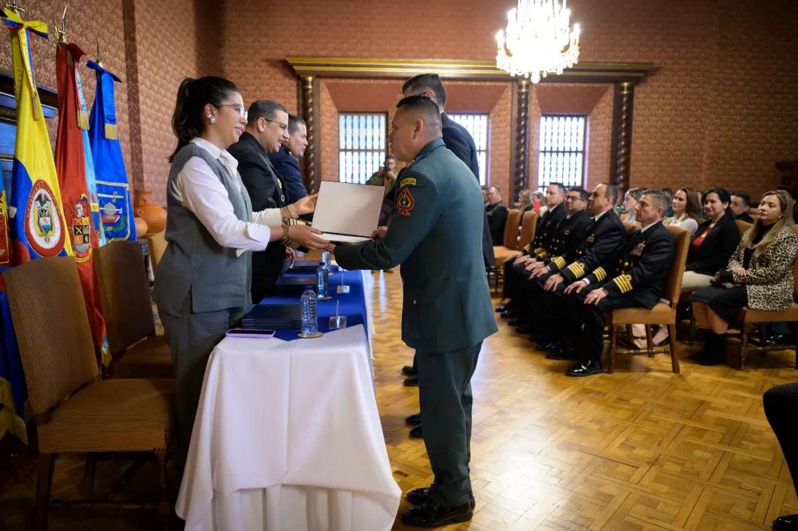 Finaliza curso en Política Exterior para Agregados Militares dictado por la Academia Diplomática “Augusto Ramírez Ocampo”