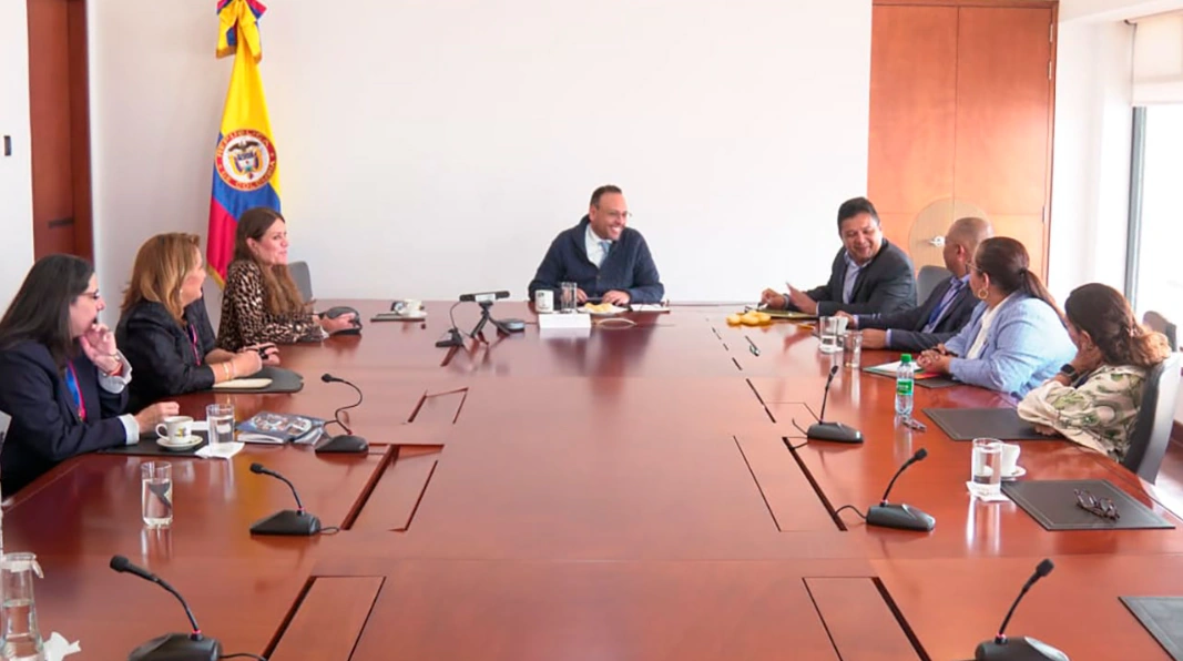 En encuentro con gerentes de canales regionales, MinTIC reafirmó su compromiso con la televisión pública