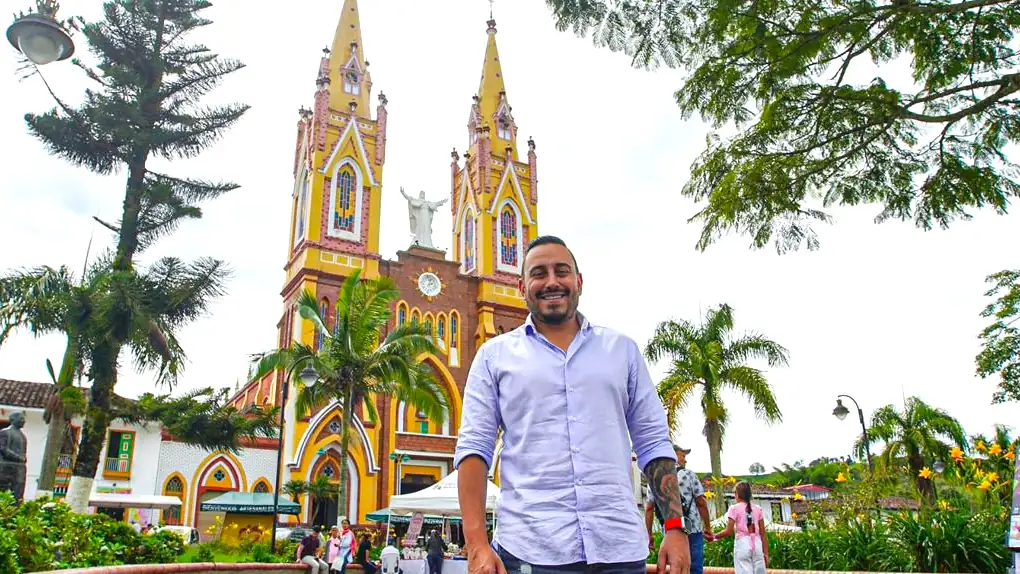 Gobernación de Risaralda adjudica contratos para mejorar vías en el municipio de Marsella