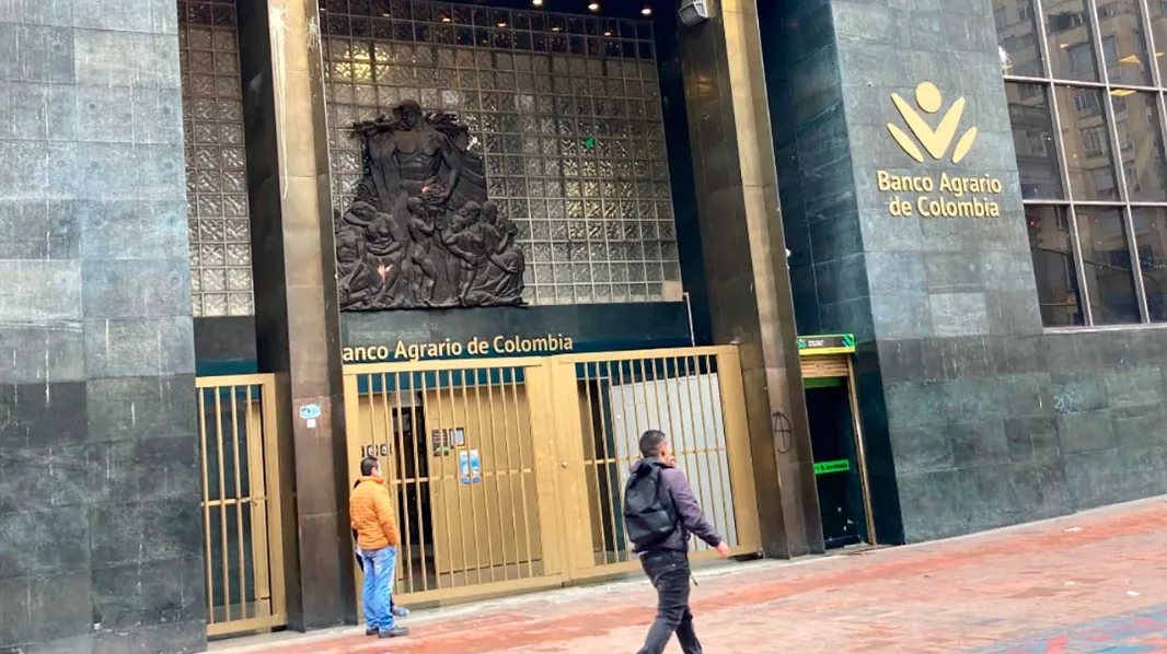 Desde este mes, bancos deberán cambiar, sin costo, billetes de baja denominación y monedas metálicas