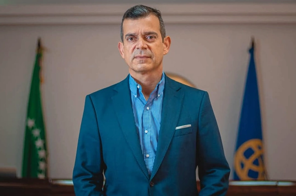 UN LLAMADO A LA TRANSPARENCIA Y A LA RESPONSABILIDAD COMPARTIDA