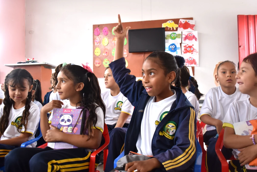 La Alcaldía de Pereira celebró el Día Internacional de las Niñas en las TIC con actividades en instituciones educativas rurales