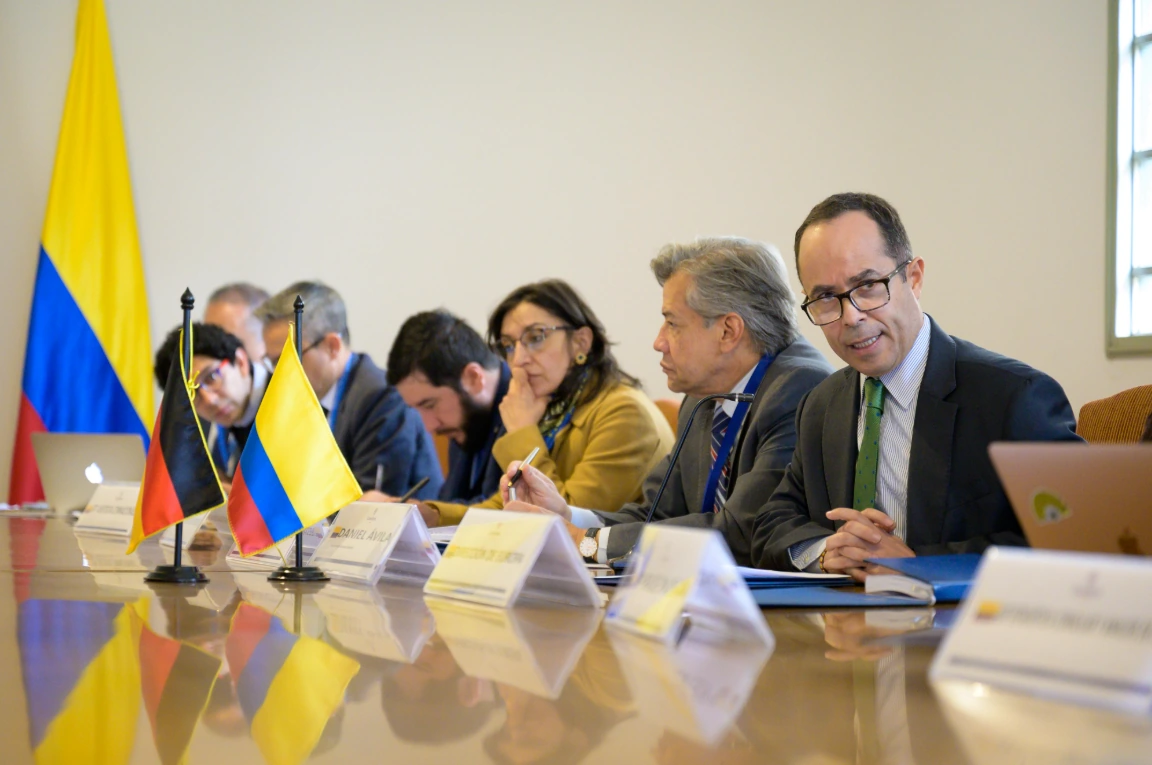 Colombia y Alemania fortalecen cooperación migratoria en encuentro binacional