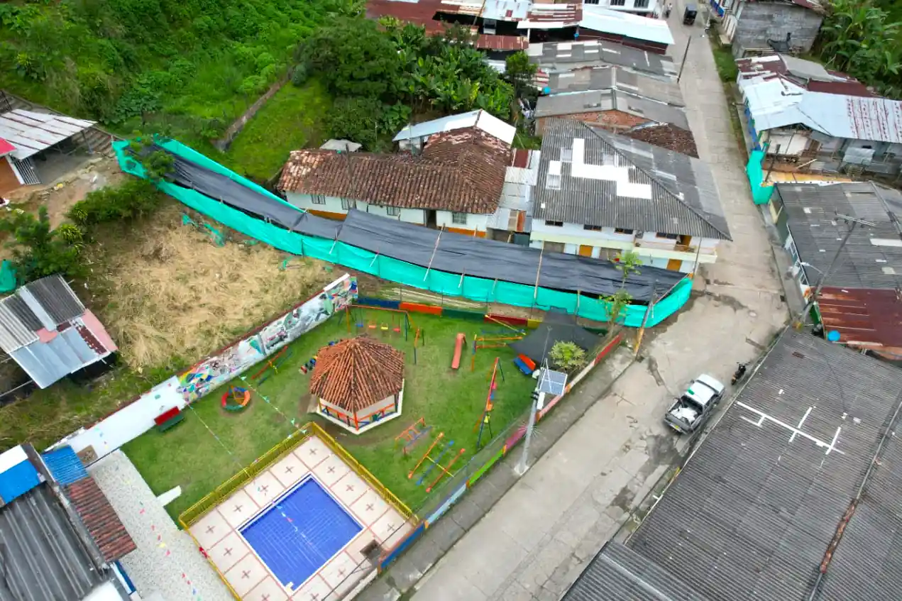 Gobernación mejora las condiciones de vida en Santa Cecilia con la construcción de la red de alcantarillado