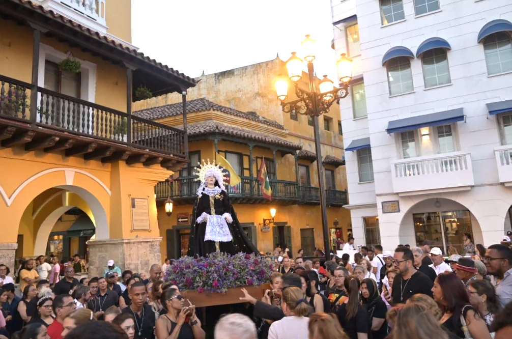 Viernes Santo en Cartagena: Viacrucis y procesión de La Dolorosa en el Centro Histórico