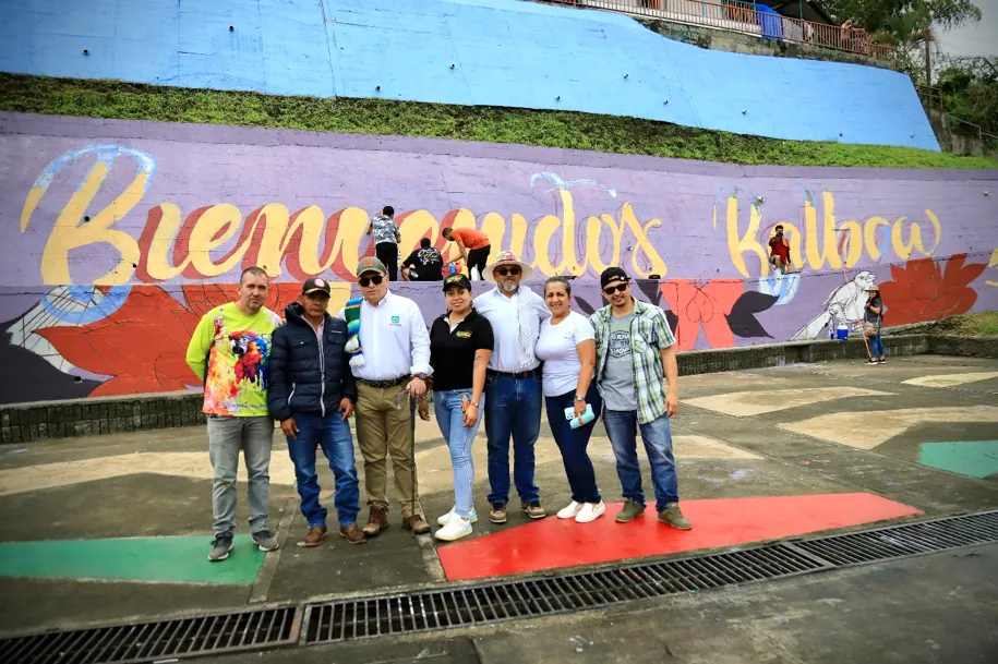 La CARDER visitó el municipio de Balboa y acompañó la intervención artística de murales comunitarios