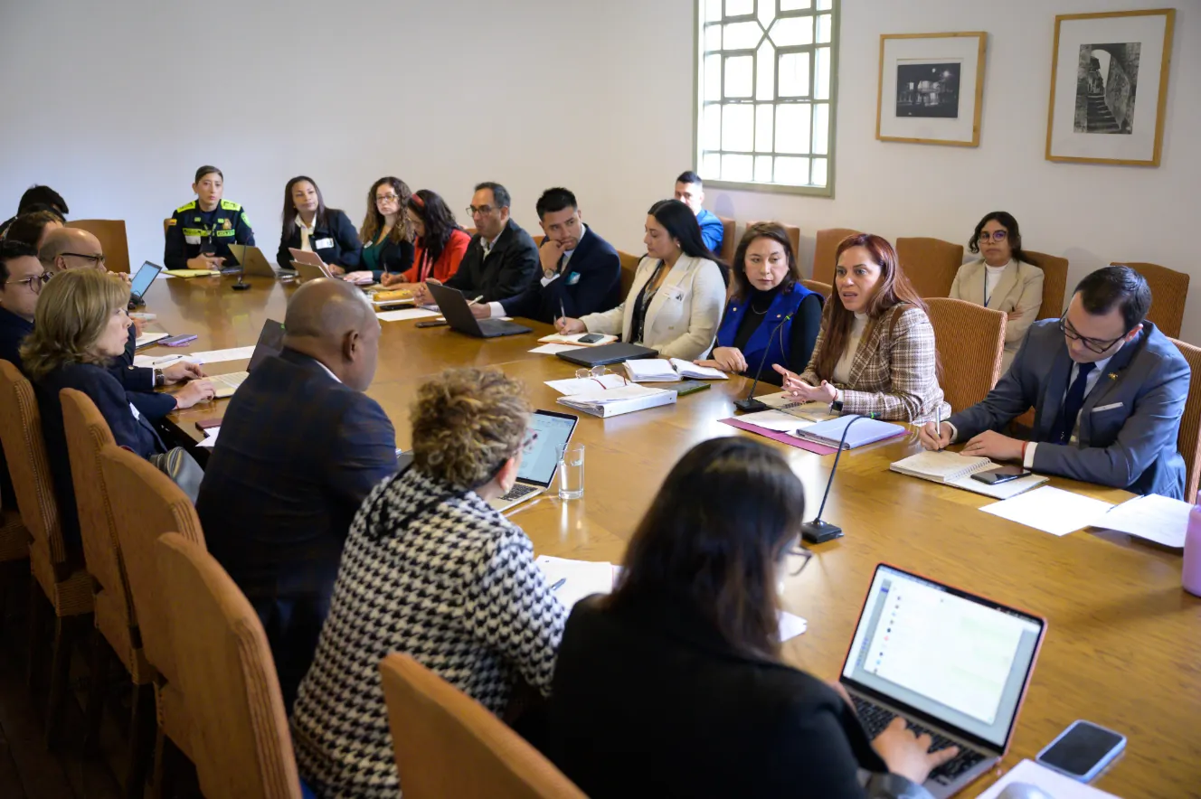 En el marco de la Misión Juradó delegados de Cancillería se reúnen con el alcalde Denio Jiménez Riva