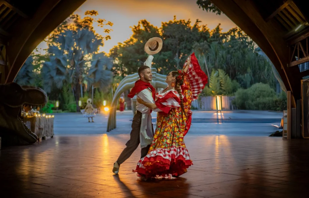 Noche Encantada” en el Bioparque Ukumarí con magia, arte y fantasía