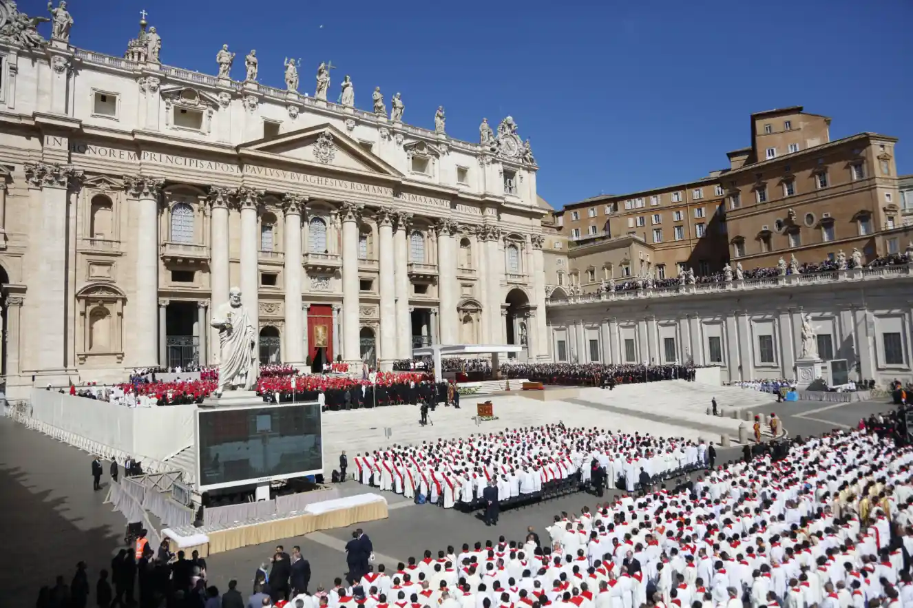 La Canciller de Colombia y la primera dama Verónica Alcocer asisten al funeral de Su Santidad el Papa Francisco
