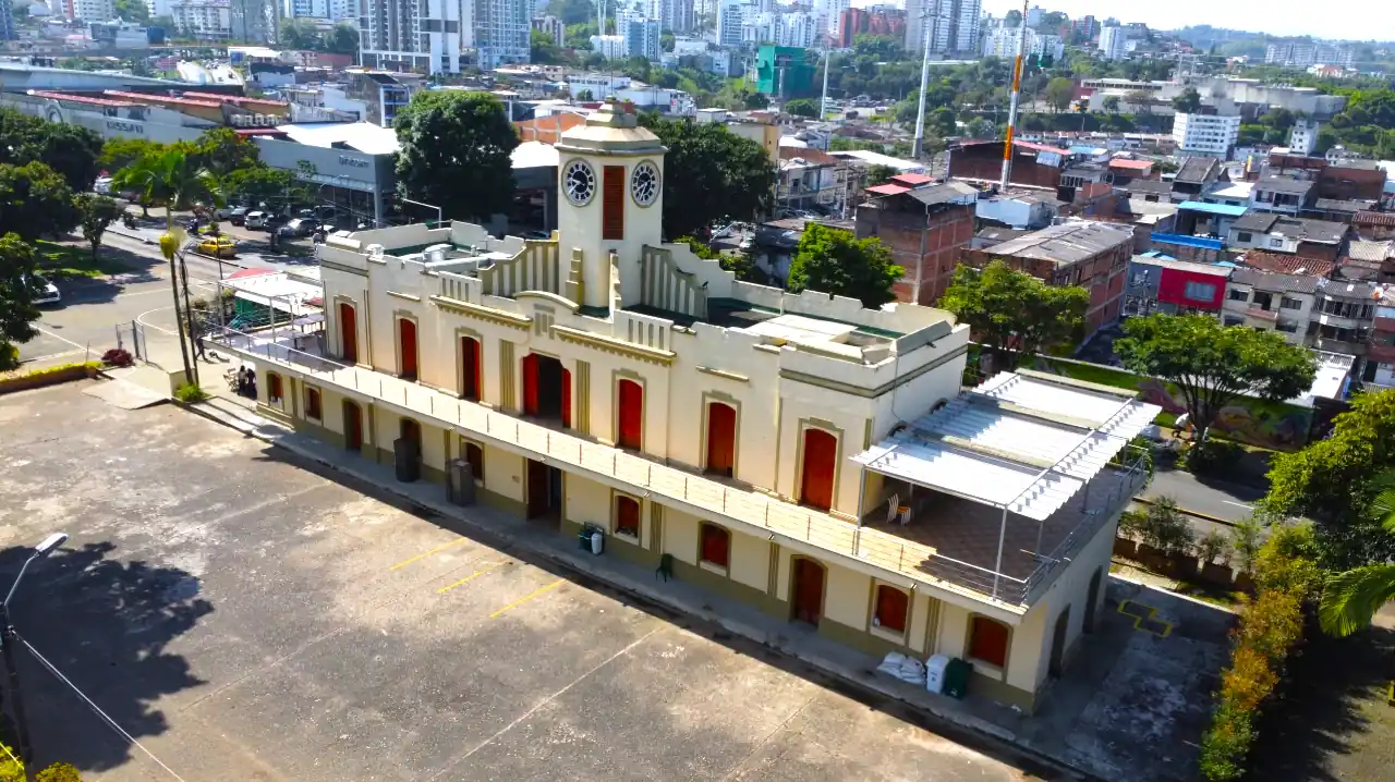 El Centro Cultural, Turístico y Gastronómico Calle de la Fundación, es un espacio de práctica para el SENA