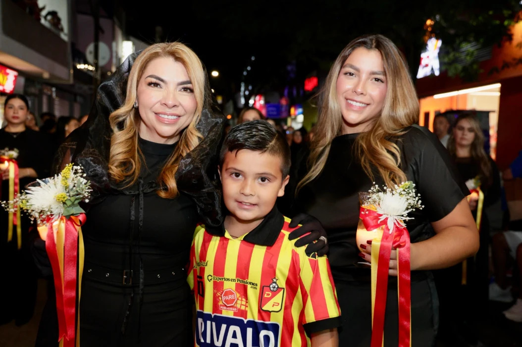 En fotos: las pereiranas acompañaron la mística y tradicional procesión de Nuestra Señora de la Soledad