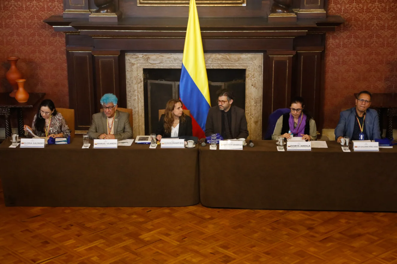 Abril: un mes para conmemorar a las víctimas del conflicto armado en Colombia