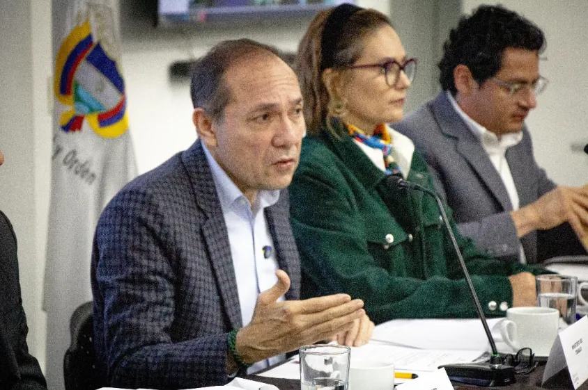 Se instaló la mesa de la negociación nacional estatal del sector público 2025