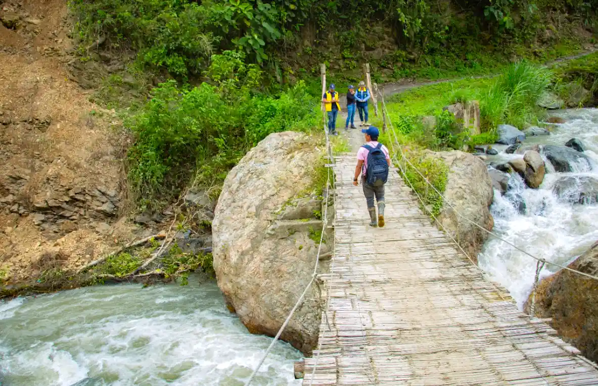 Gobernador pidió al gobierno nacional agilizar construcción de puentes en Mistrató y Pueblo Rico