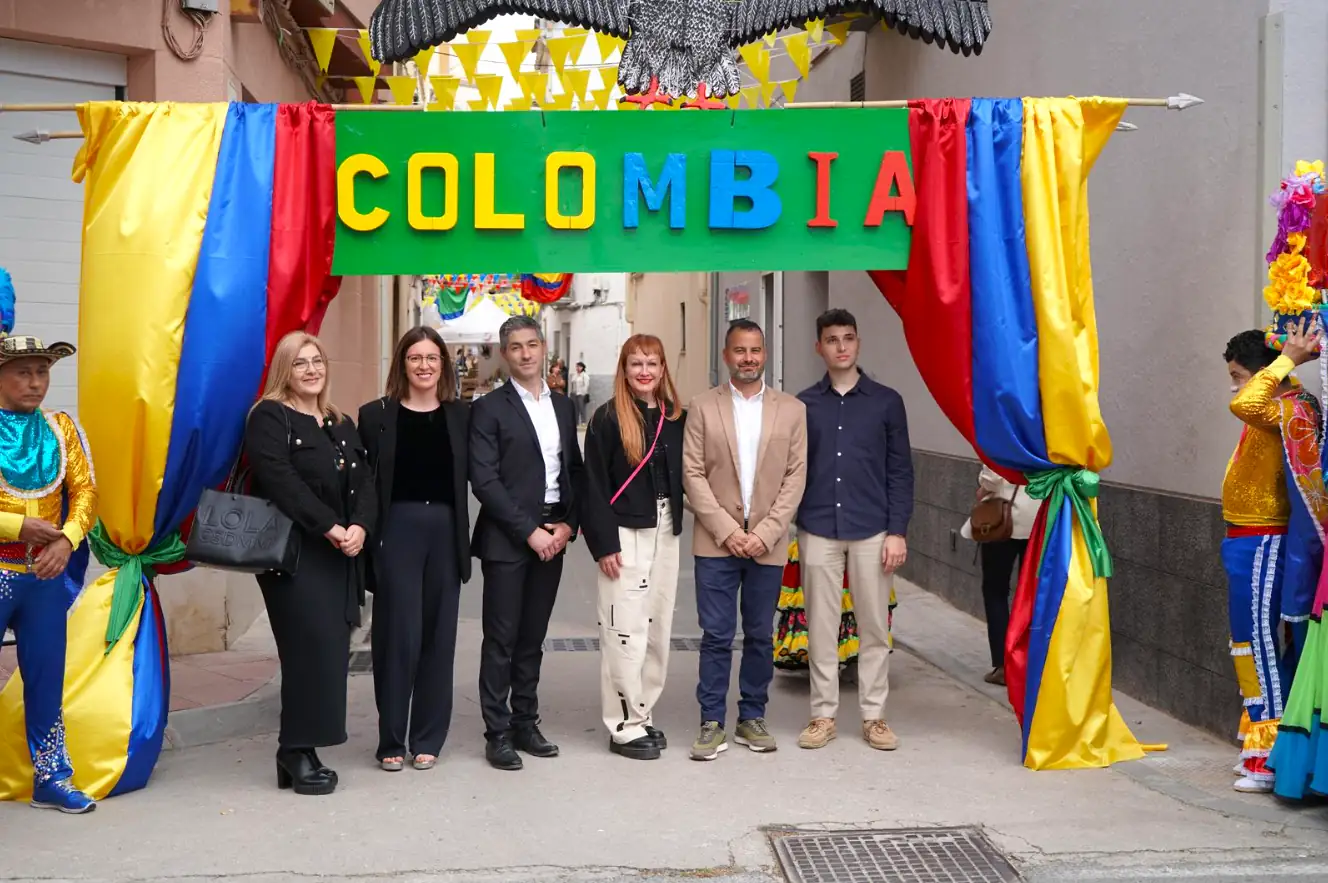 El pueblo español Tivenys dedica a Colombia la cuarta edición de su feria multicultural FirArrels