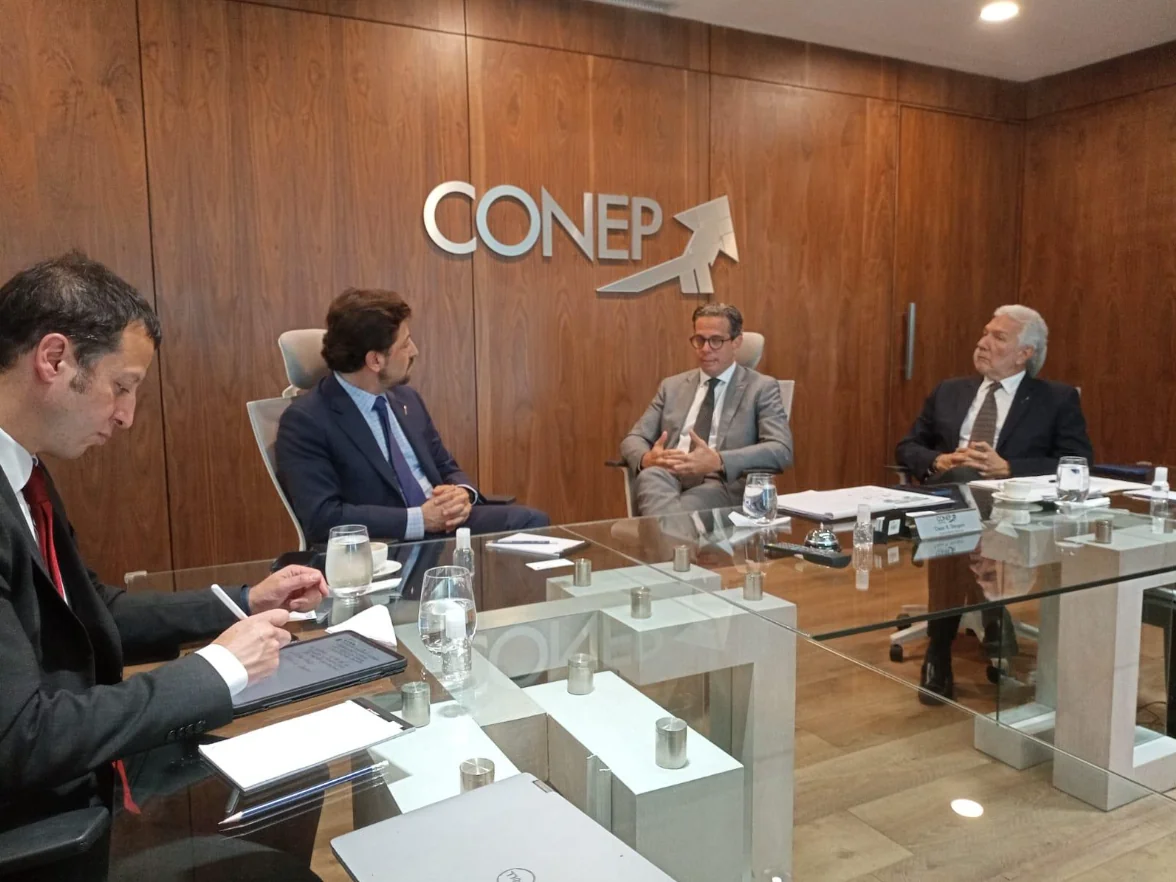 Colombia y República Dominicana buscan fortalecer relación de comercio e inversión
