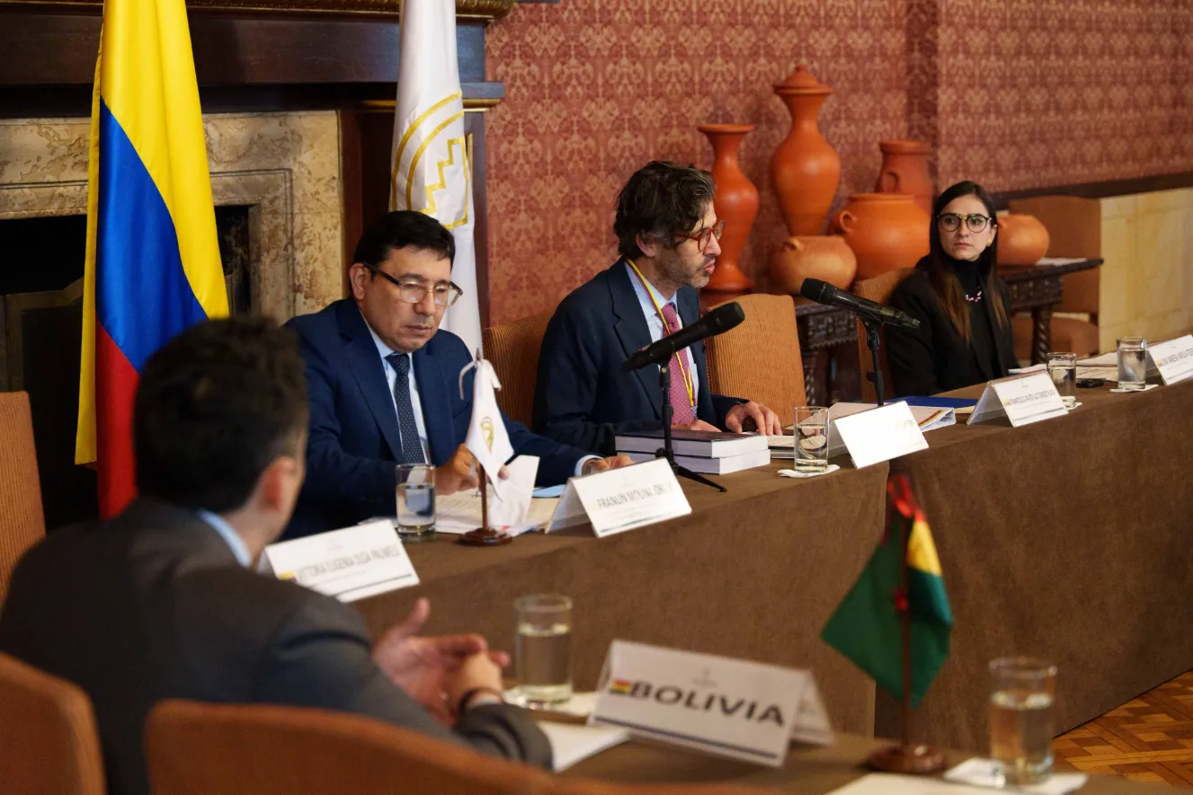 Representantes de Estados y los órganos e instituciones del Sistema Andino de Integración se reúnen en Cancillería para avanzar en la actualización del Estatuto Migratorio Andino