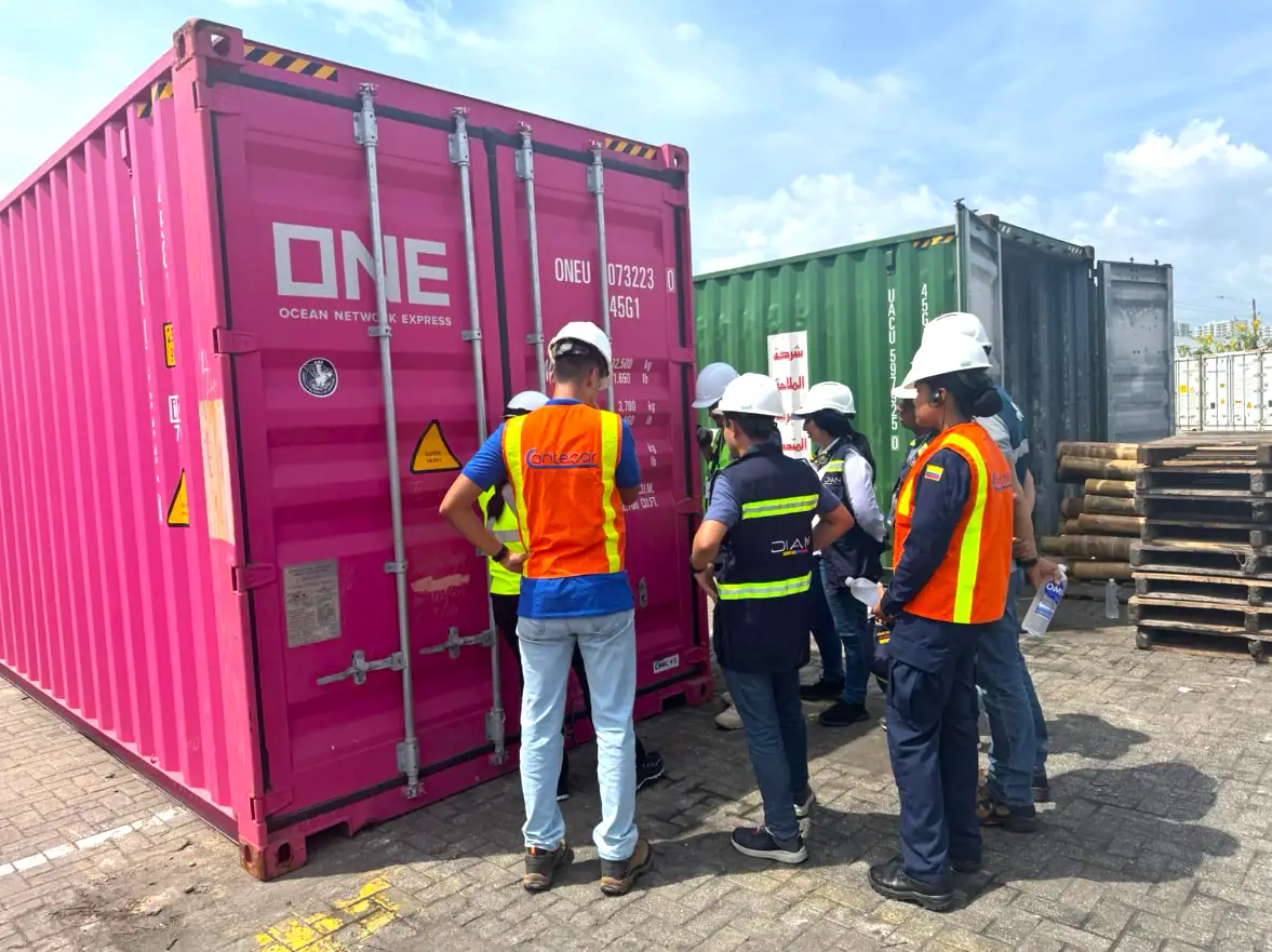 OEA capacita a funcionarios colombianos en inspección intermodal de buques y contenedores