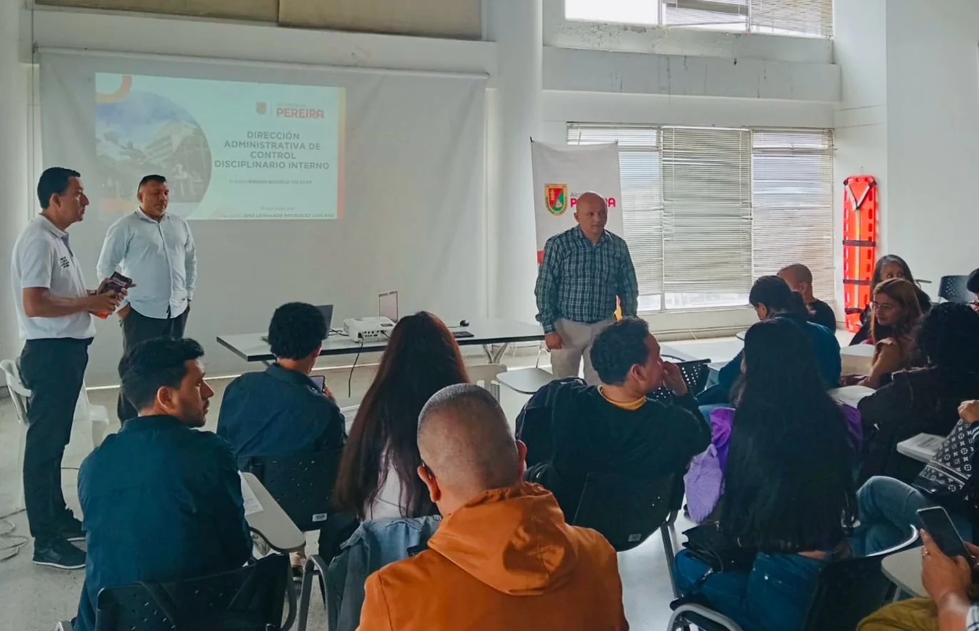 Nuevos docentes de Pereira capacitados para prevenir faltas disciplinarias