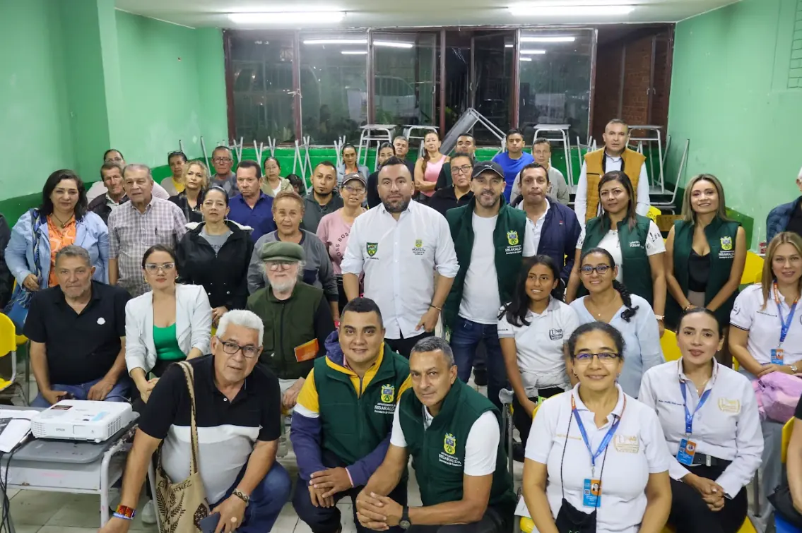 Líderes comunales de Dosquebradas ayudan a construir la Política Pública de Acción Comunal