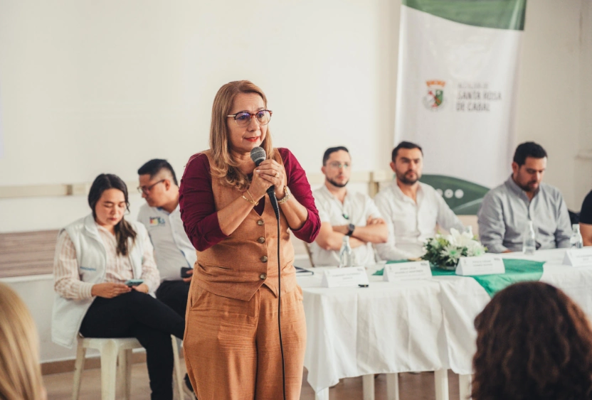 Gobernación atiende llamado de la comunidad educativa de Veracruz en Santa Rosa de Cabal