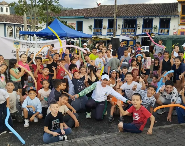 Cerca de 2 mil niños y jóvenes se benefician con las Vacaciones Recreativas de la Gobernación