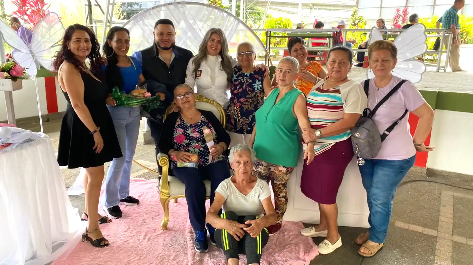 Alcaldía de Dosquebradas rinde homenaje a más de 100 madres adultas mayores