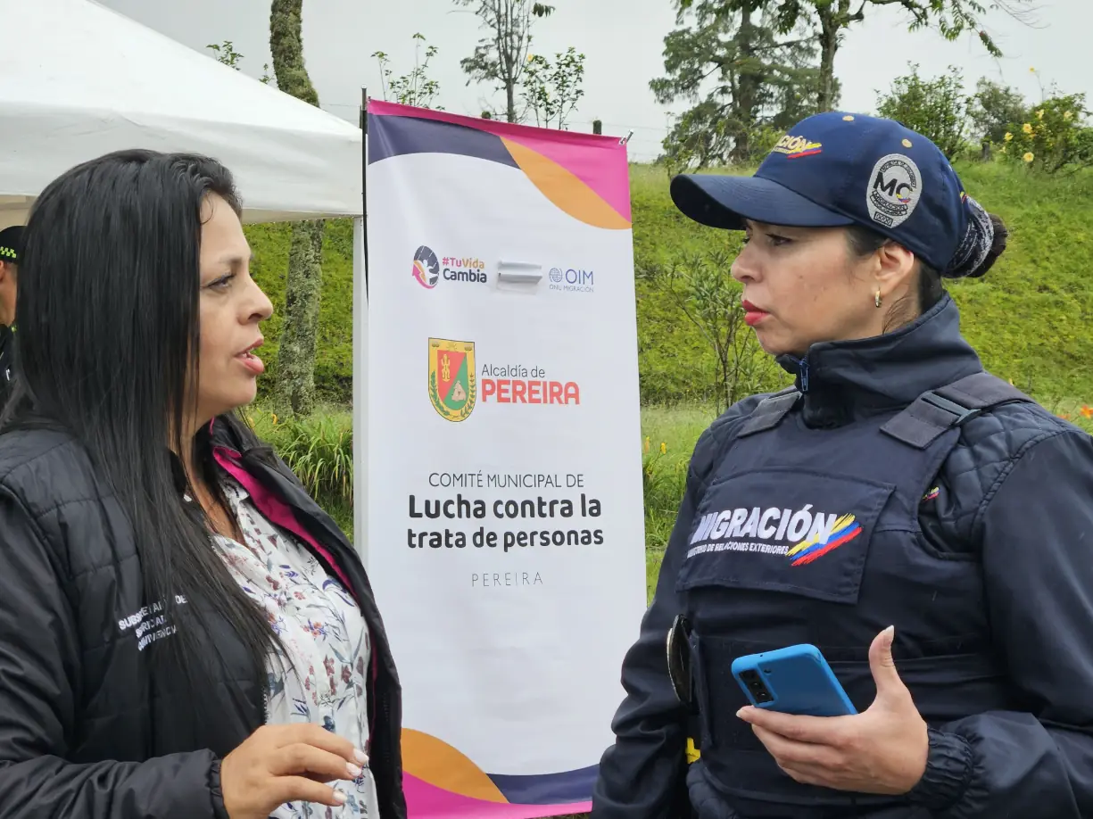 Alcaldía de Pereira realiza campaña de sensibilización sobre la trata de personas en el peaje de Circasia