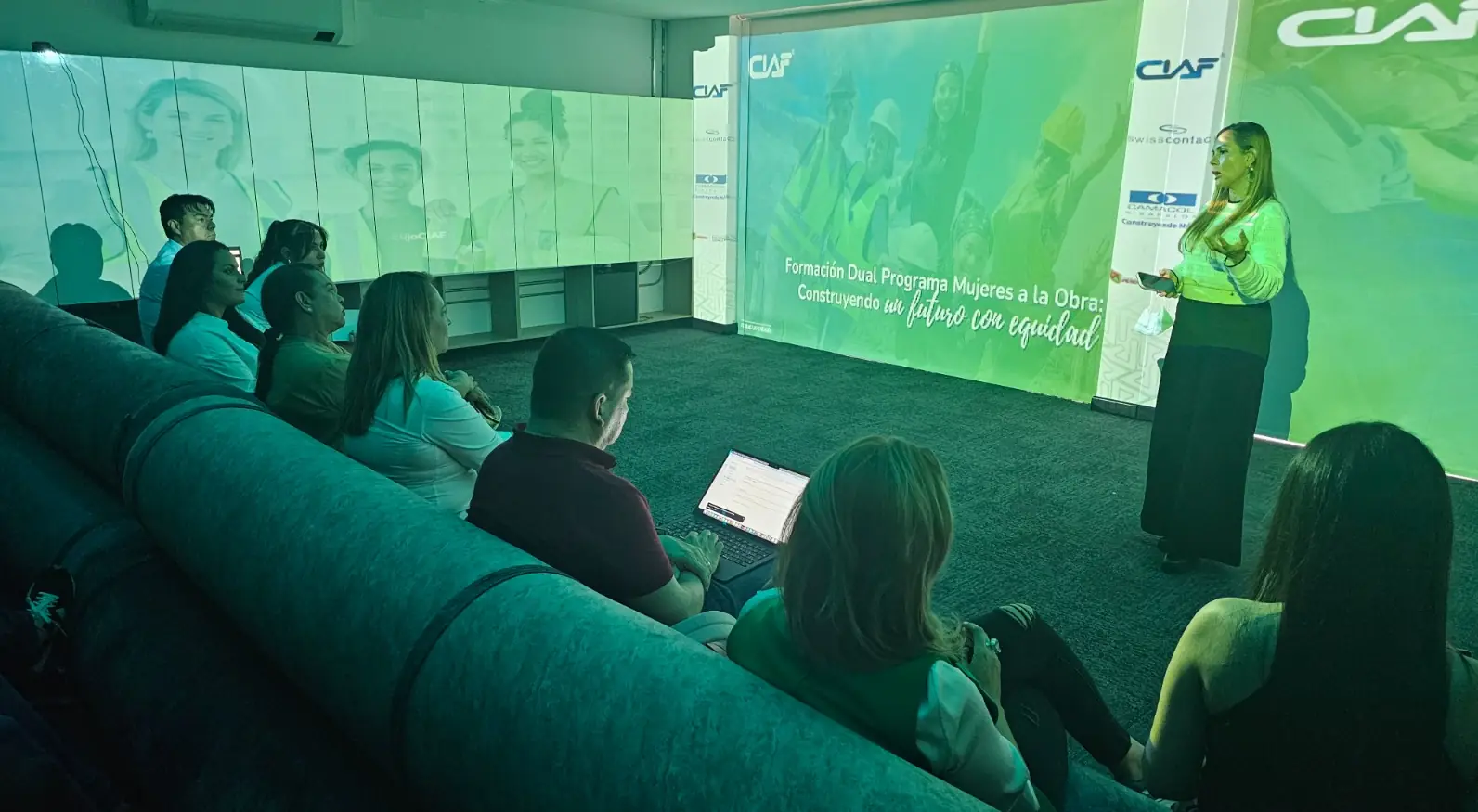 Mujeres a la Obra, una iniciativa para abrir espacios para las mujeres en la construcción