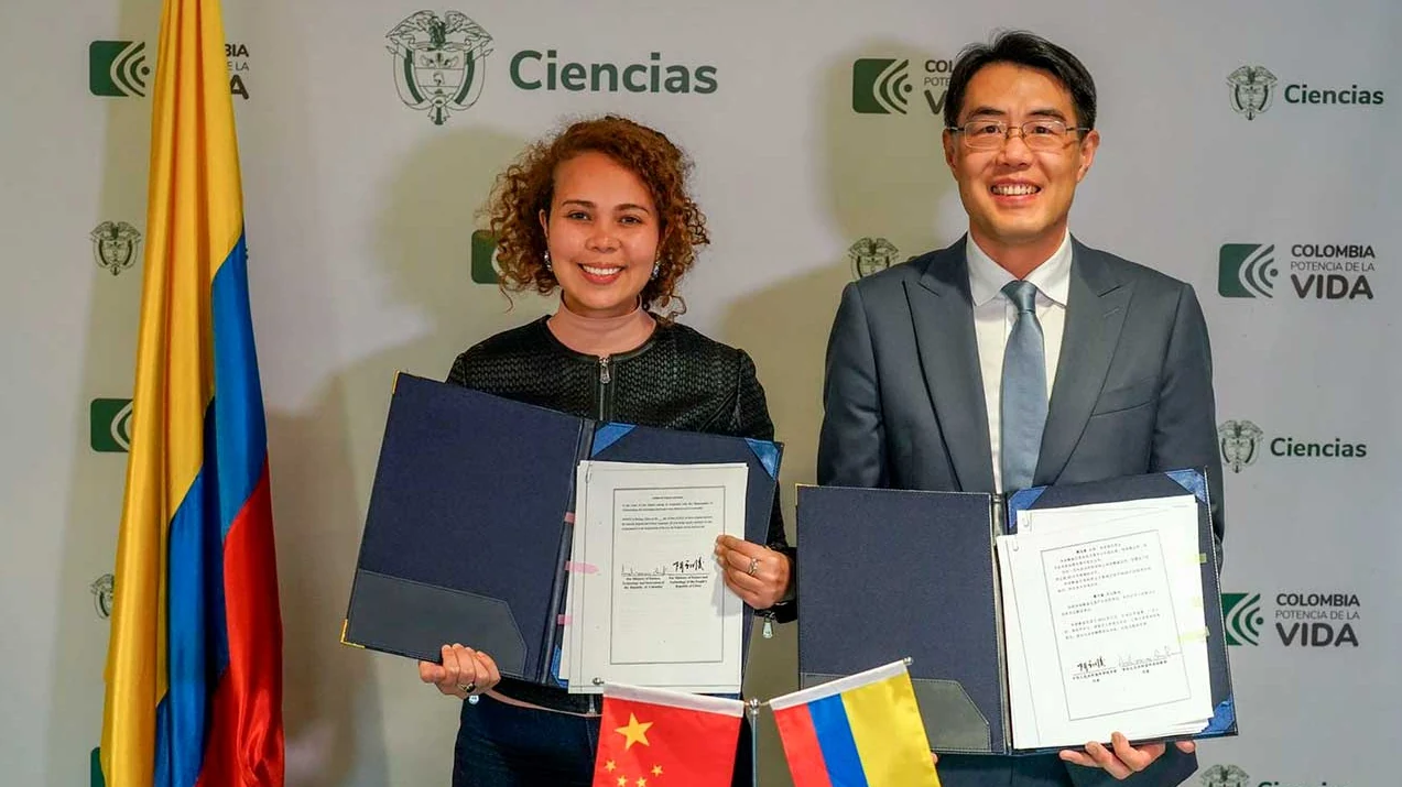 Colombia y China afianzan lazos de cooperación en Inteligencia Artificial y Ciencias Cuánticas