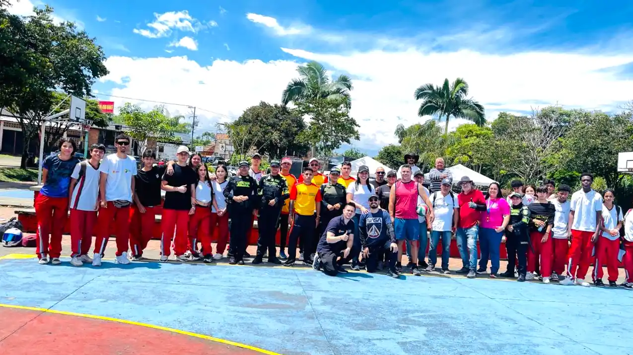 San Joaquín se llena de color y deporte con jornada de embellecimiento liderada por la Alcaldía de Pereira