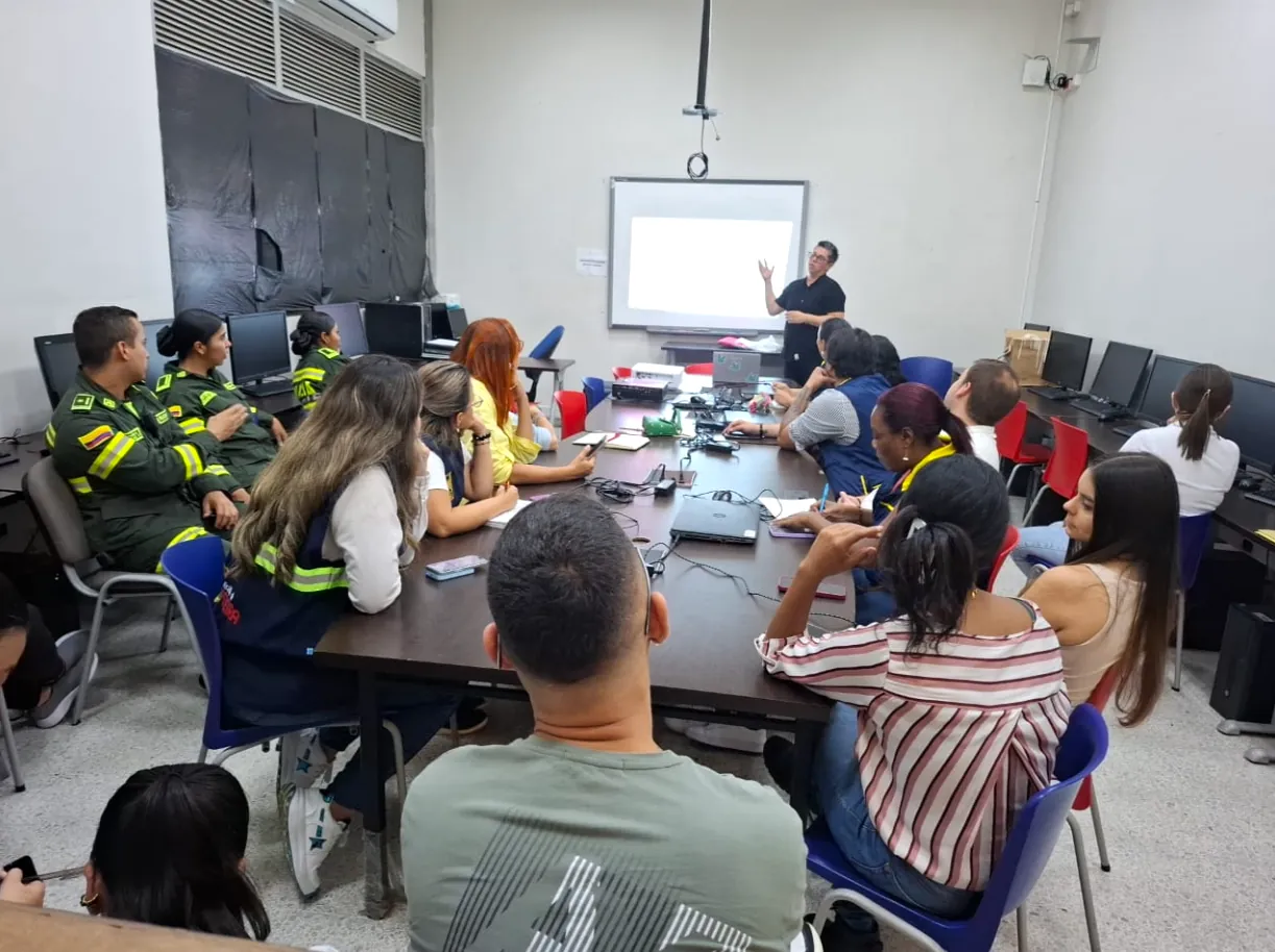 Personal de la Diger Pereira se capacita en atención inclusiva