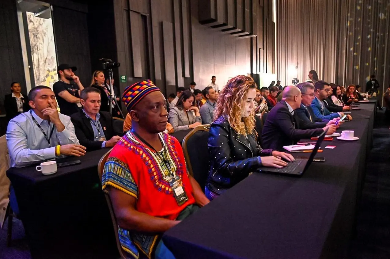 Bogotá fortalece su oferta en turismo MICE, formando prestadores de servicios turísticos