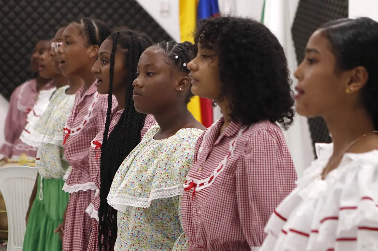 Dieciséis jóvenes de Tumaco viajarán a Kenia y Sudáfrica para compartir la cultura del Pacífico colombiano en un programa de intercambios liderado por la Cancillería