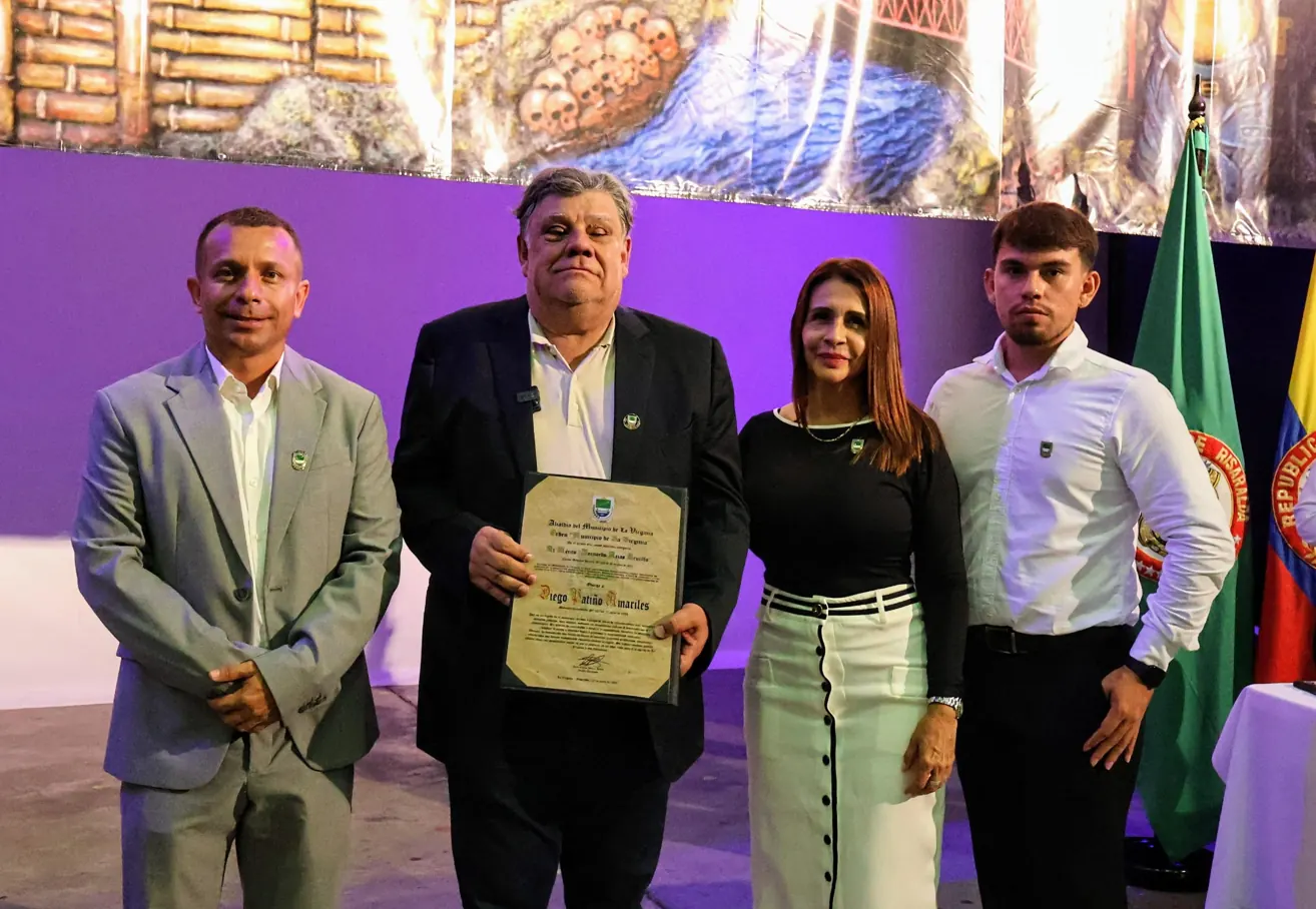 Al congresista Diego Patiño Amariles le entregan importante reconocimiento por su legado en Risaralda