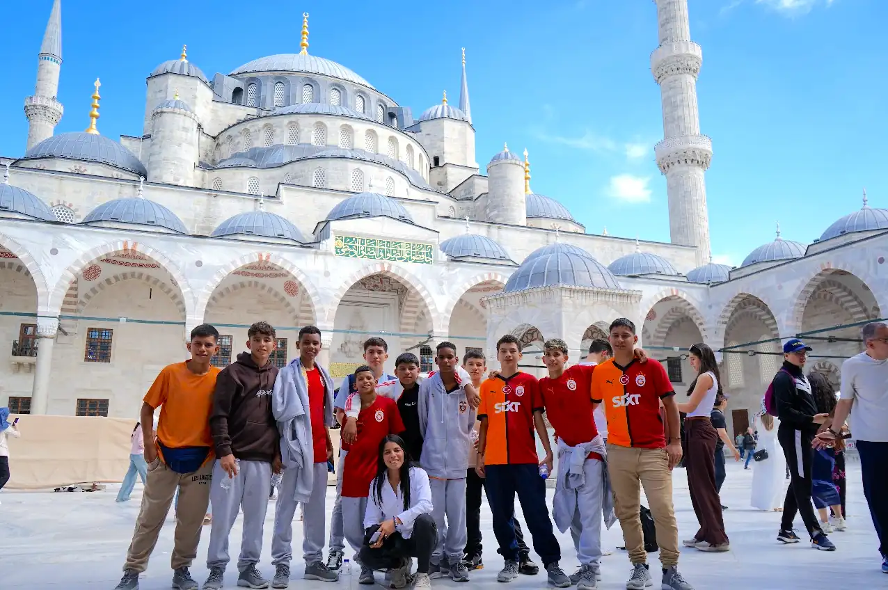 Con éxito finalizó el primer intercambio cultural y deportivo de la Cancillería que llevó a once niños de Aguachica a Turquía