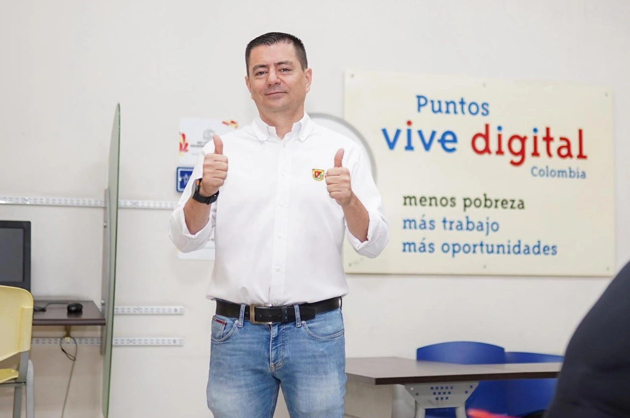 Pereiranos fortalecen sus habilidades digitales con nuevo curso gratuito de Análisis de Datos