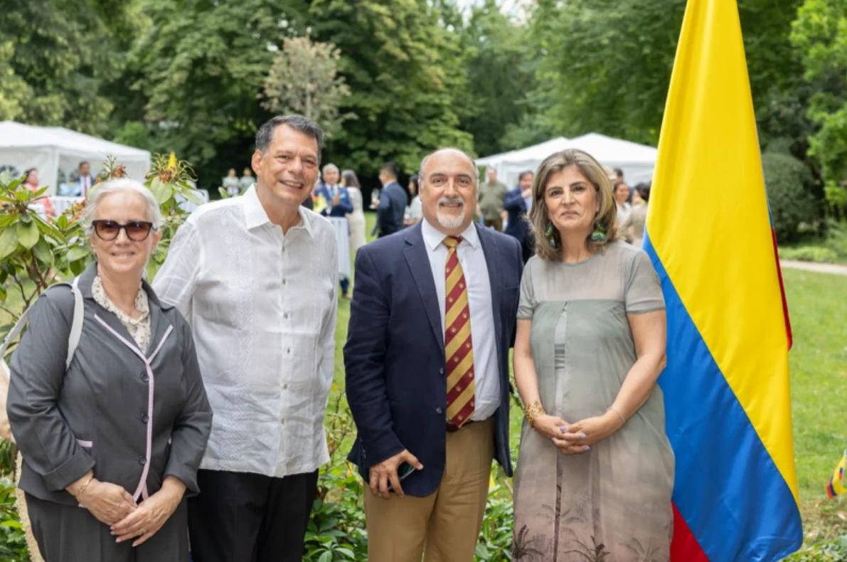 En fotos: Viena se viste de amarillo, azul y rojo para para celebrar la Independencia de Colombia