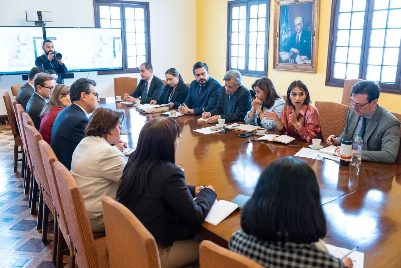 Inició reunión de empalme entre la Ministra saliente, Laura Sarabia y la Canciller entrante, Yolanda Villavicencio