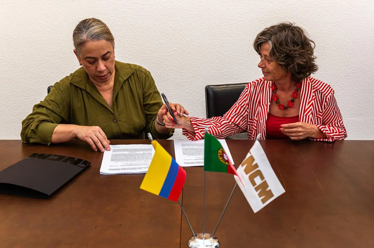 El Estado colombiano producirá, por primera vez en la historia, libretas para pasaportes y etiquetas de visa