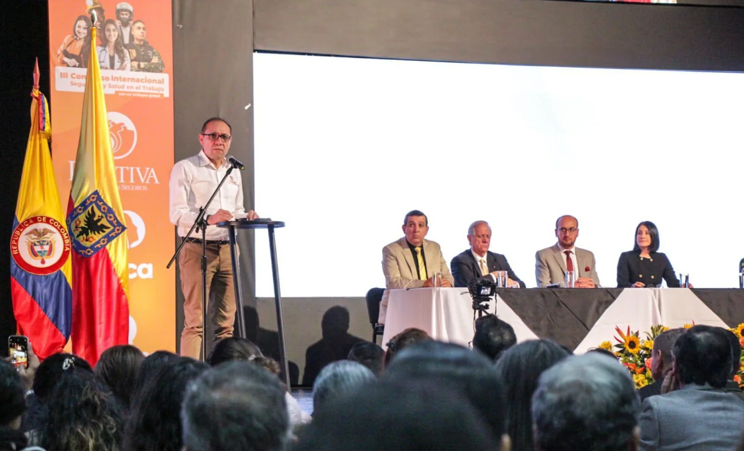 Colombia impulsa políticas públicas e instrumentos para la seguridad y salud de los trabajadores