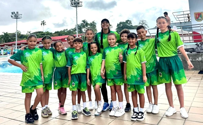 Niños de varios municipios de Risaralda ‘se tiraron al agua’ durante el Festival de Clavados