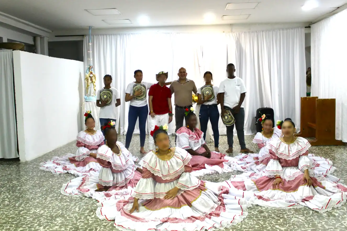 Con arte y cultura, la Alcaldía de Dosquebradas transforma la vida de las internas de La Badea