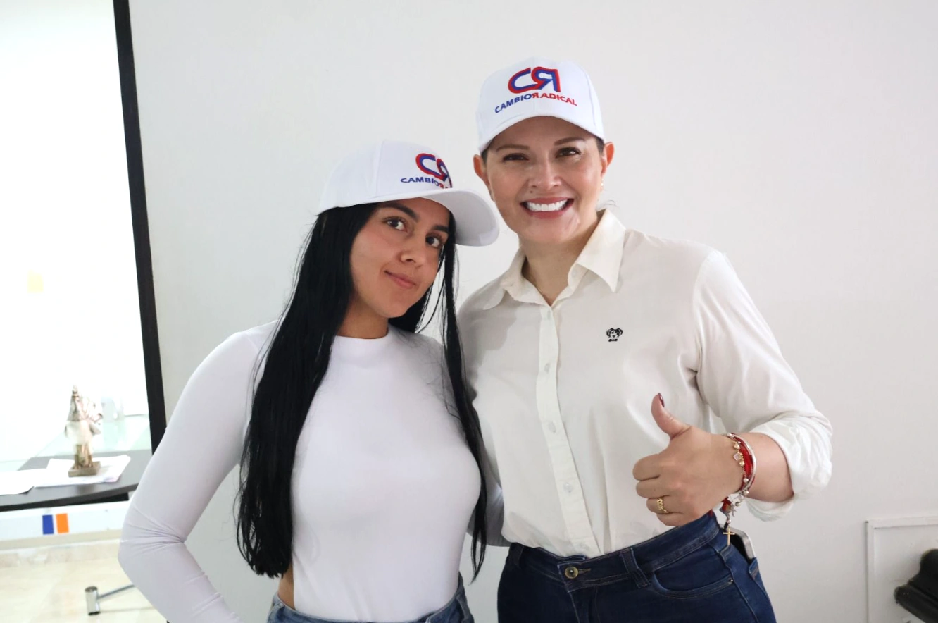 Diputada Paola Nieto acompañó inscripción de jóvenes candidatos al Consejo Municipal de Juventudes